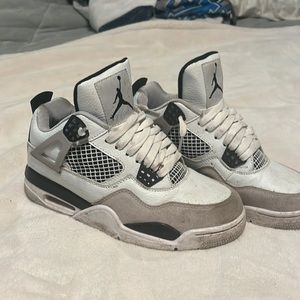 JORDAN 4, MILITARY BLACK
